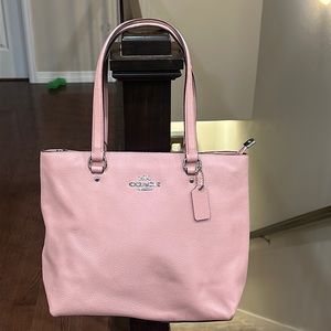 Coach Pink Zippered Tote! Great Condition.